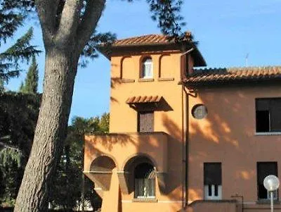 **** Pensión Hotel Il Romitello Italia